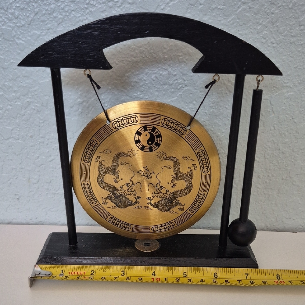 Decorative Gold and Black Dragon Gong for Decor